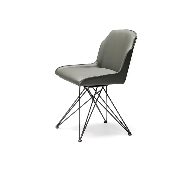 FLAMINIA marki Cattelan Italia – krzesło na metalowych nogach