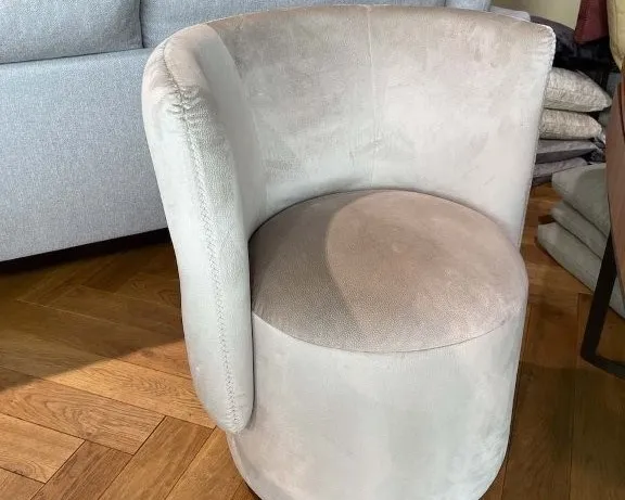Produkt na wyprzedaży - Fotel DONNA